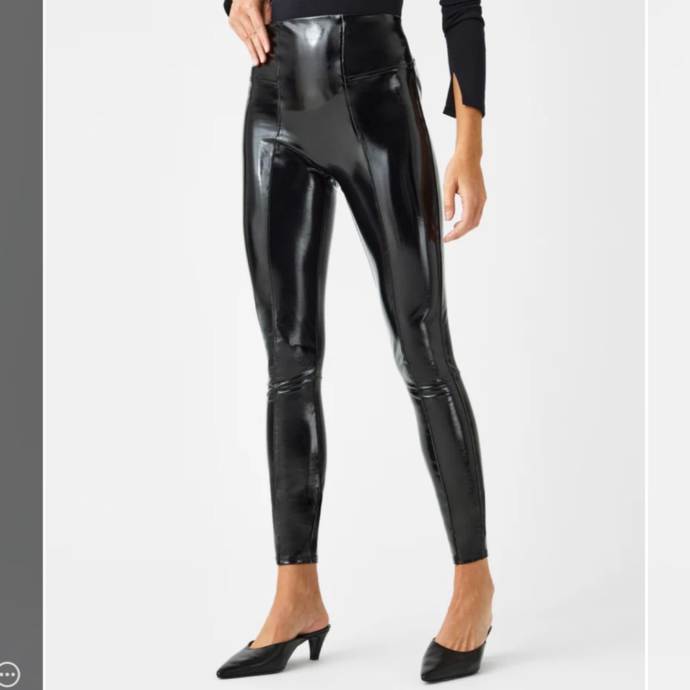Spanx Black High-Shine Leggings. NWT. Size 1X petite
